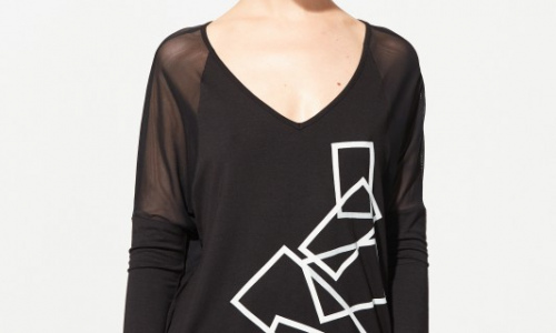 black-top-raglan-sleeves-with-cubes.jpg